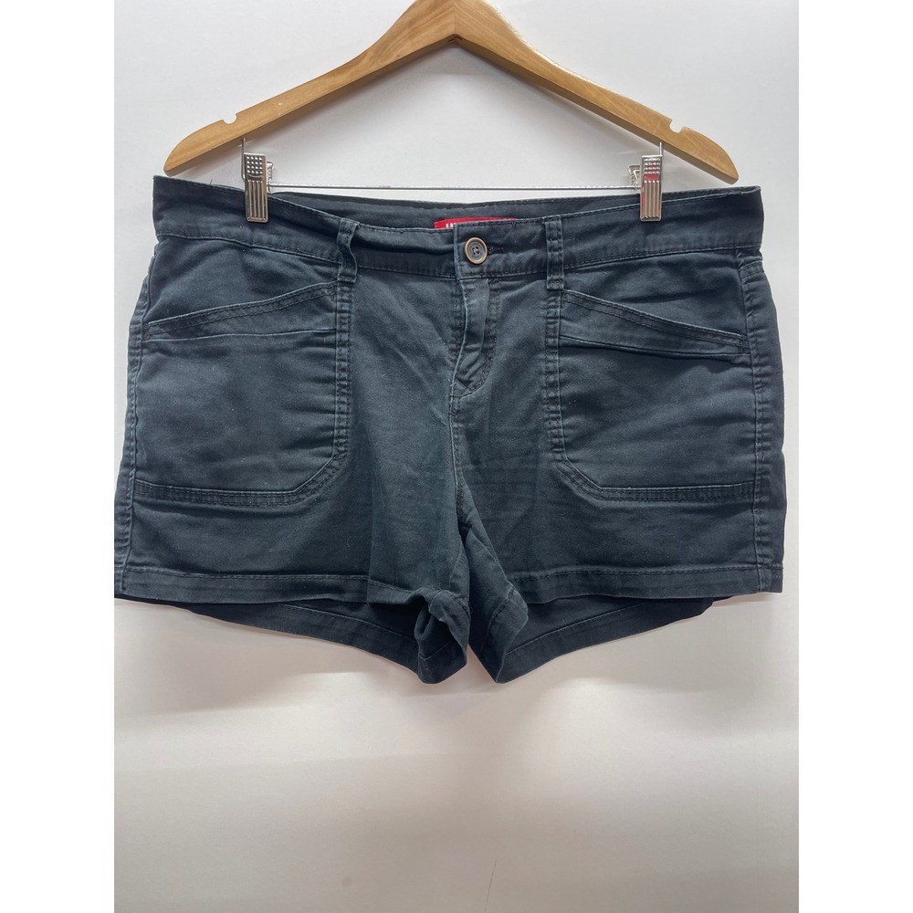 Unionbay Womens Black Cargo Utility Shorts Size 13 Patch Pockets Casual Summer